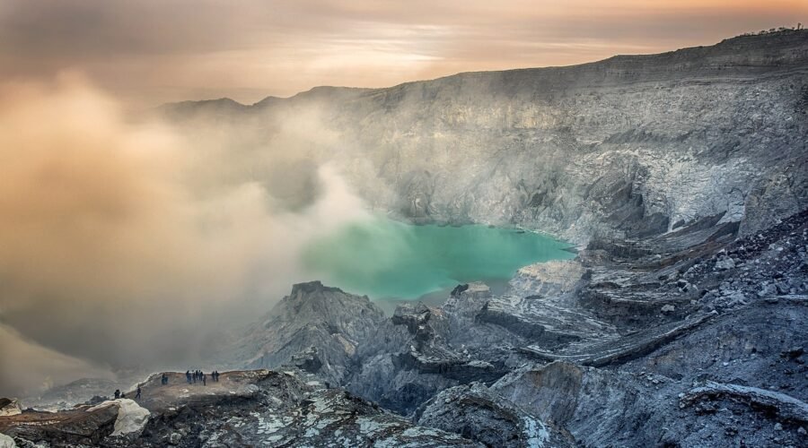 fenomeno sismico,volcano, terrain, scenery