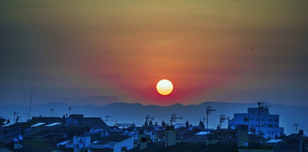 el solsticio ,sun, twilight, darling, capricornio 2025