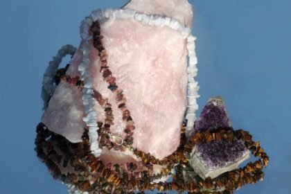 rose quartz, gems, jewellery