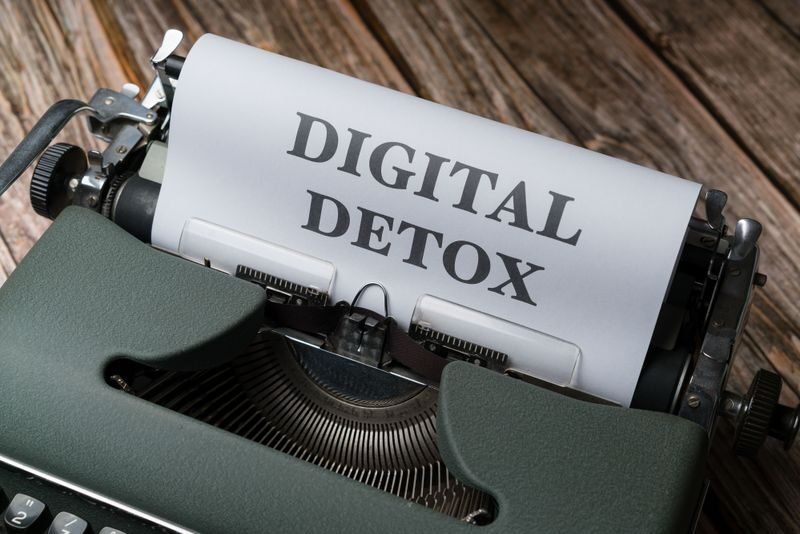 detox digital, digital, detox, An overhead view of a typewriter printing 'digital detox' on wooden background.